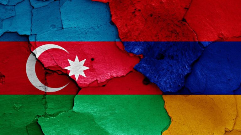 Азербанджан и Турция против Армении