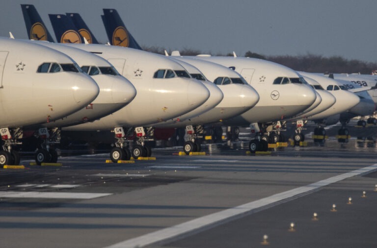 COVID-19: пассажиры авиакомпаний опасаются возврата денег за билеты